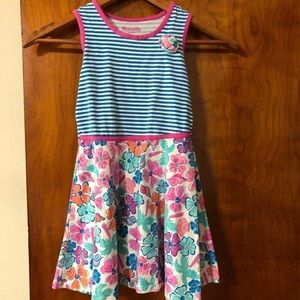 Girls dress
